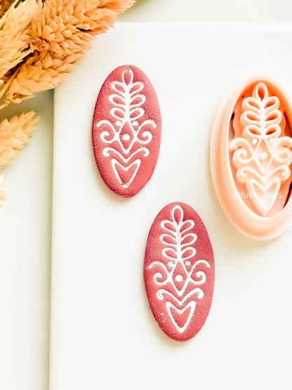 Oval Folk Art Heart Clay Earring Cutter with Imprint Design