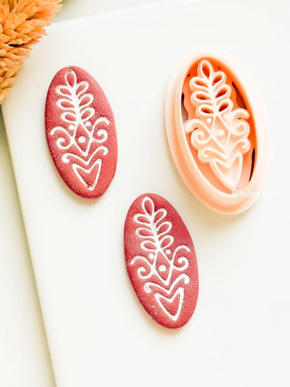Oval Folk Art Heart Clay Earring Cutter with Imprint Design
