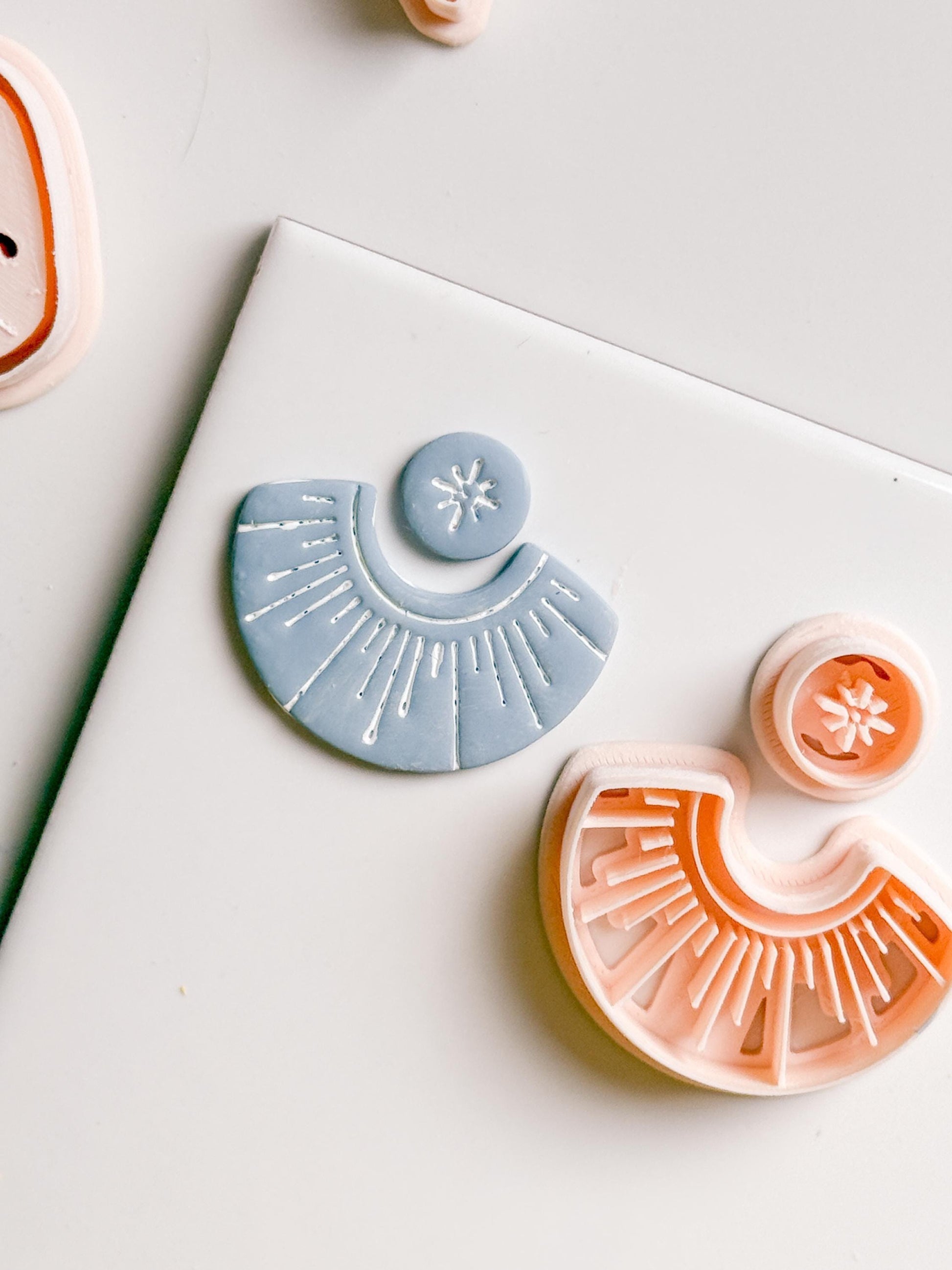 Sunburst Fan and Circle Clay Cutter Set for Polymer Clay Earrings - Majolica Collection