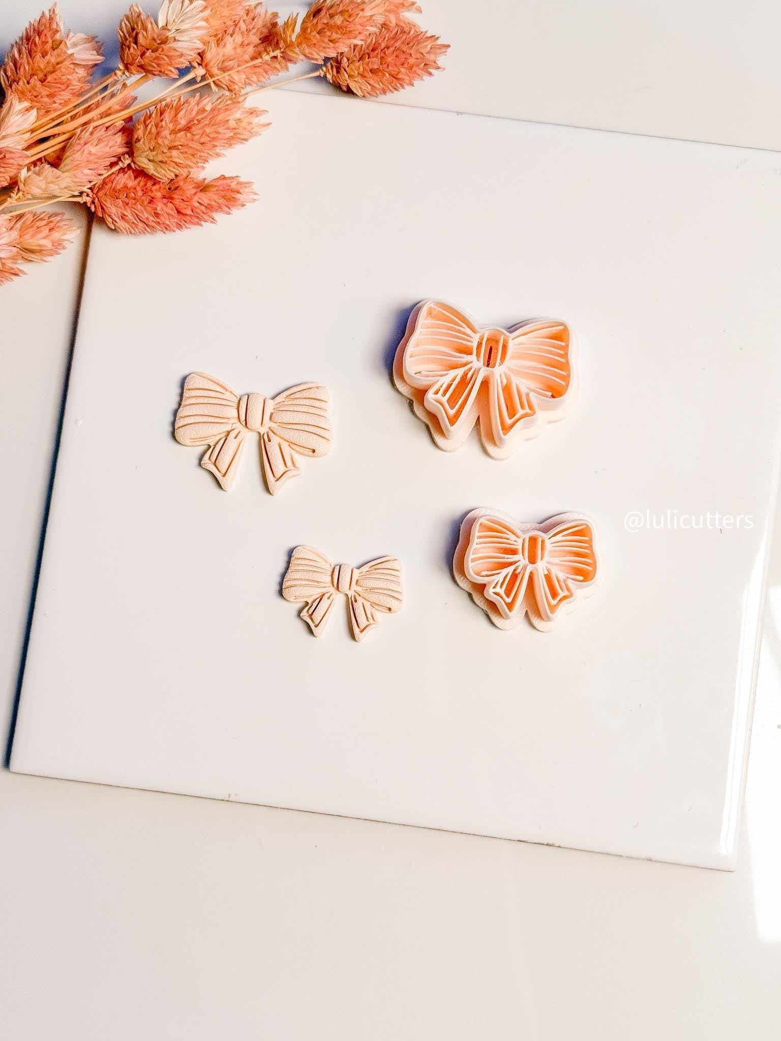 Striped Ribbon Bow Clay Cutter Set: 25mm & 30mm Earring Cutters