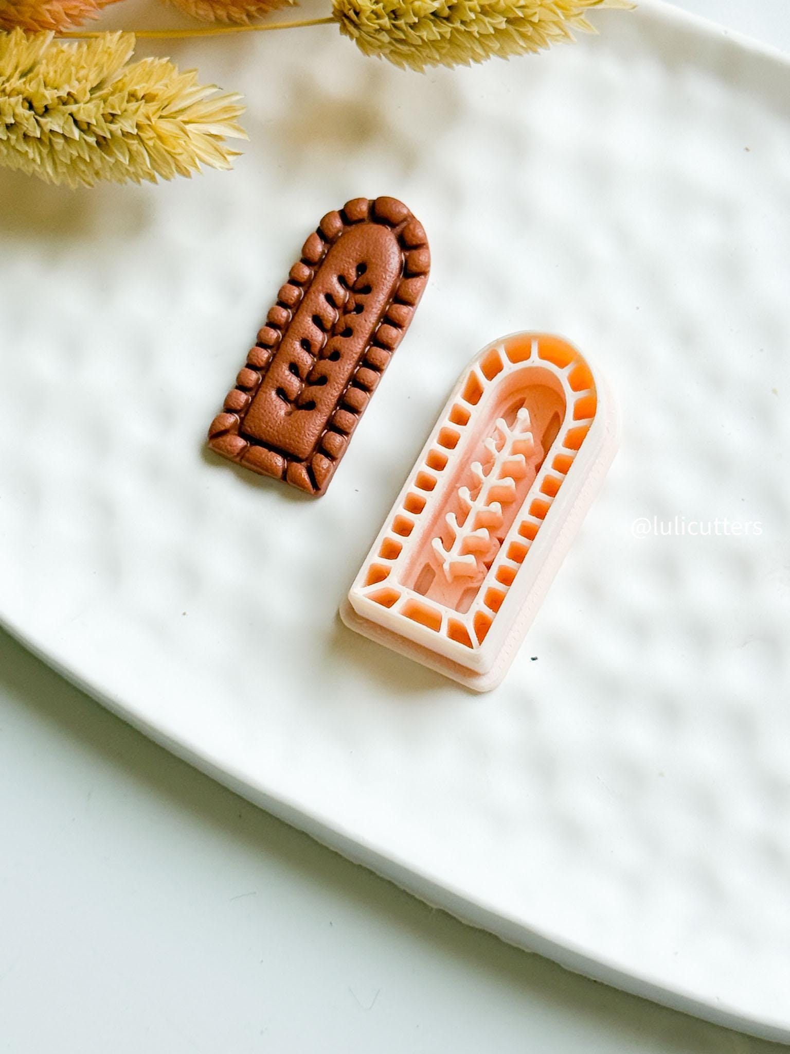 Botanical Arch Clay Cutter: Leaf Branch Detail - Polymer Jewelry Design