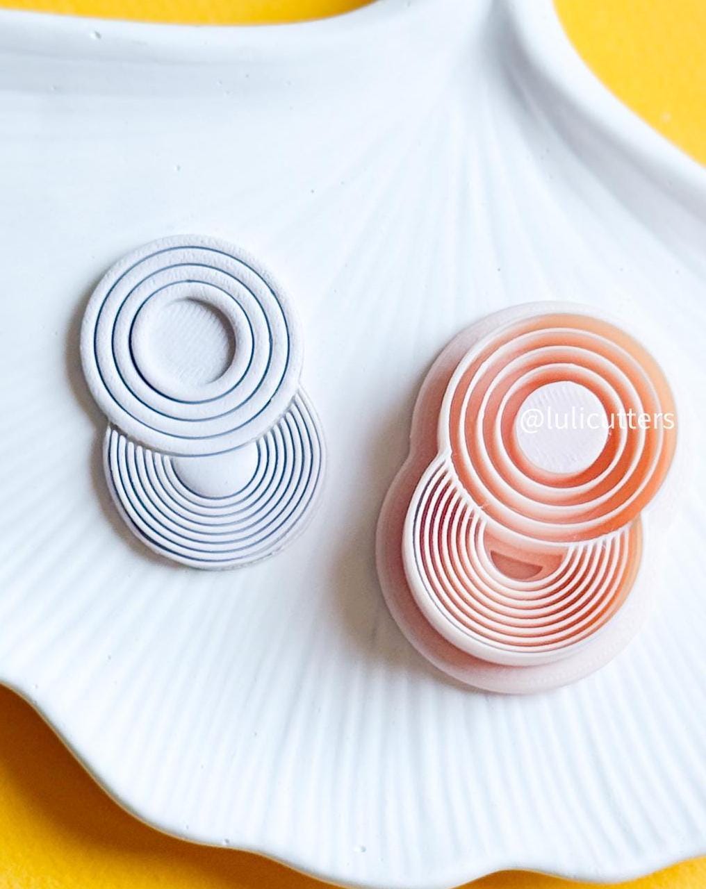 Double Circle Polymer Clay Cutter: Layered Geometric Design