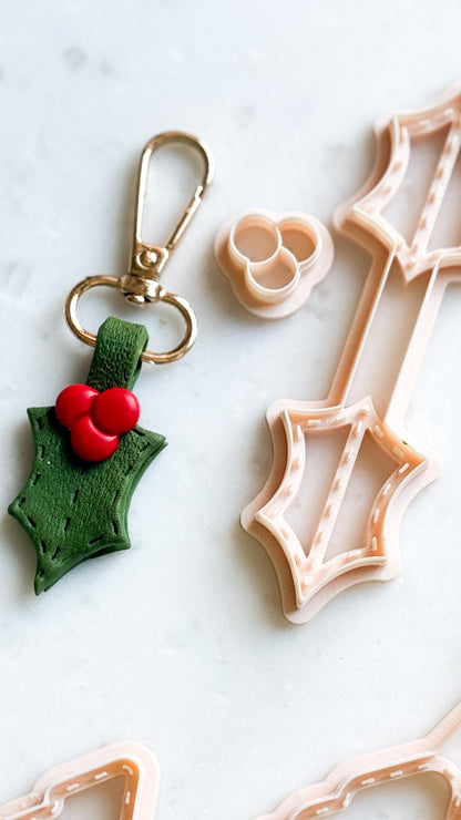 Christmas Keychain Clay Cutter – Wreath, Tree & Mistletoe Polymer Clay Tools for Holiday Crafts