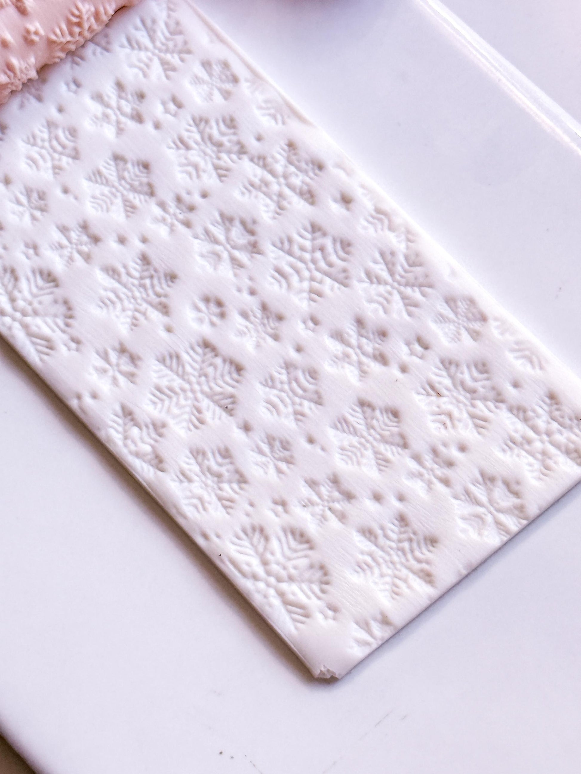 Snowflake Deboss Roller for Polymer Clay – Winter Texture Rolling Pin