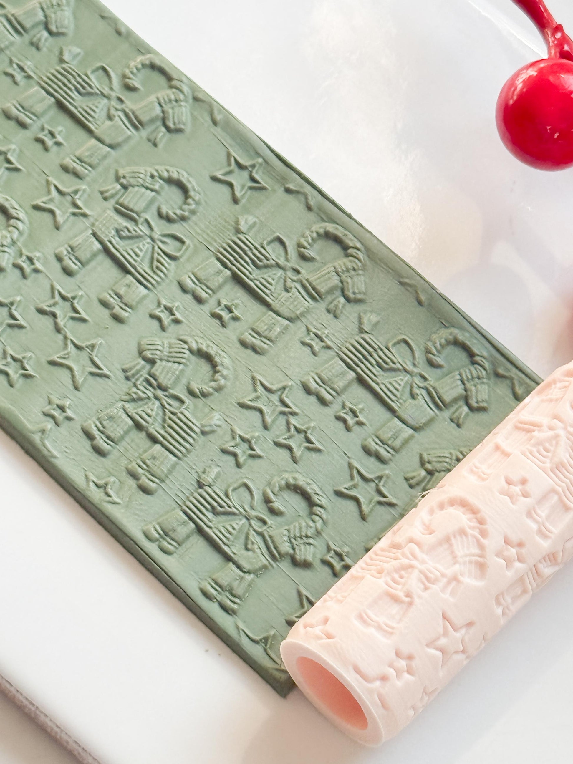 Yule Goat Emboss Roller for Polymer Clay – Scandinavian Christmas Texture Rolling Pin