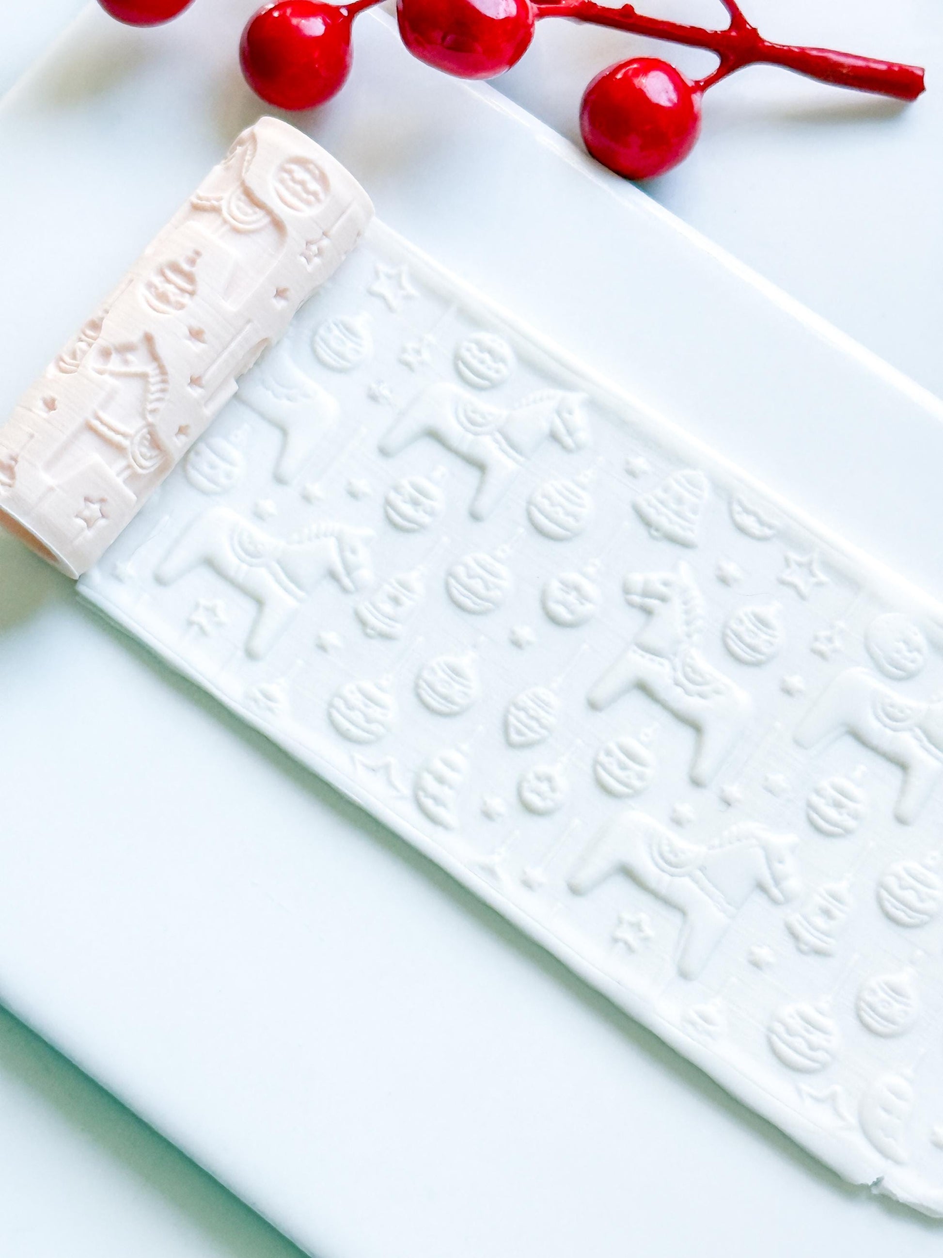 Dala Horse Emboss Roller for Polymer Clay – Scandinavian Christmas Texture Rolling Pin