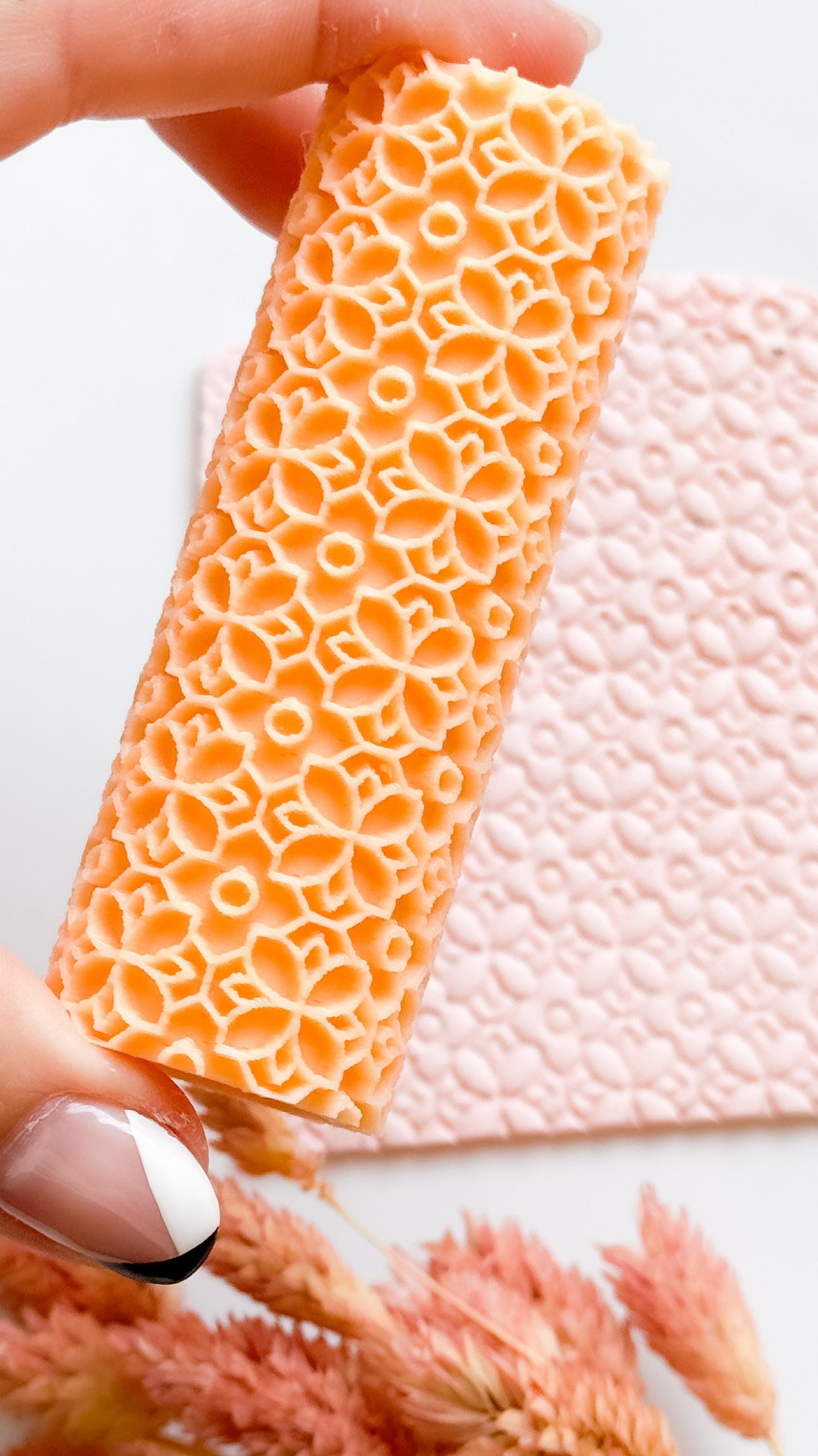 Flower Pattern Texture Roller: Polymer Clay Tool