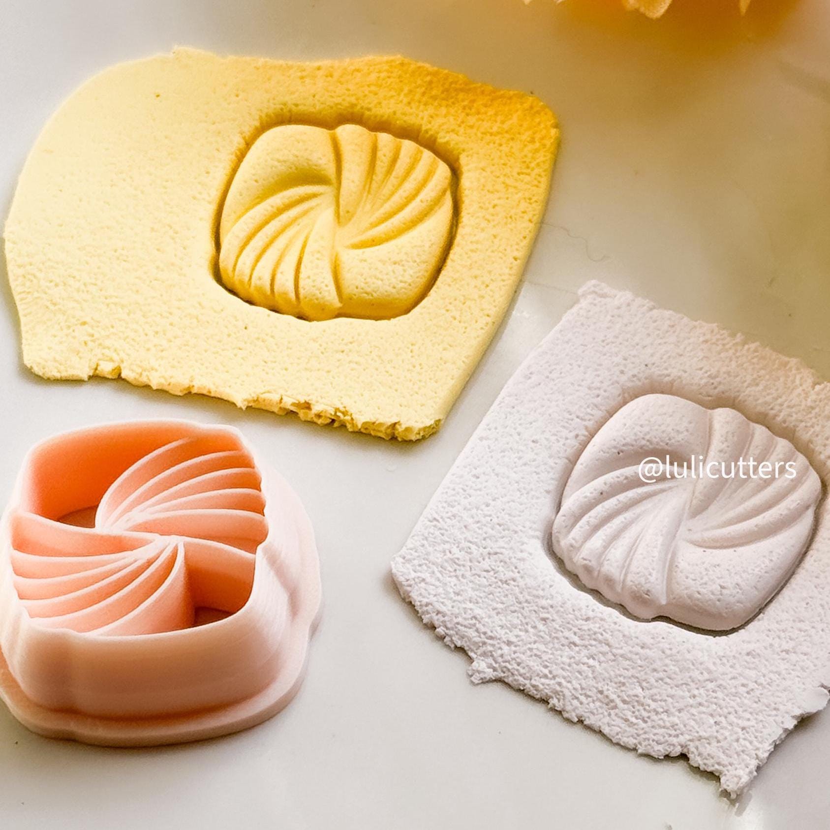 Knot Swirl Clay Cutter: Abstract Textured Earring Tool