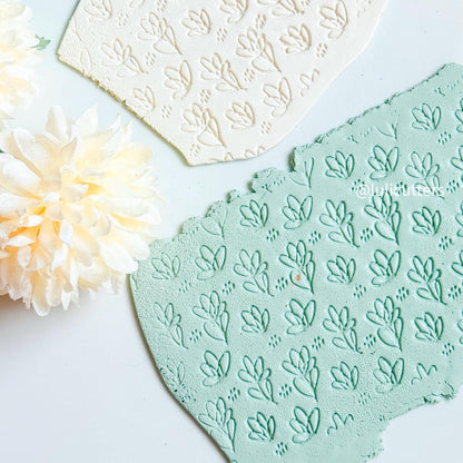 Floral Texture Roller: Embossed Flower Pattern Polymer Clay Tool
