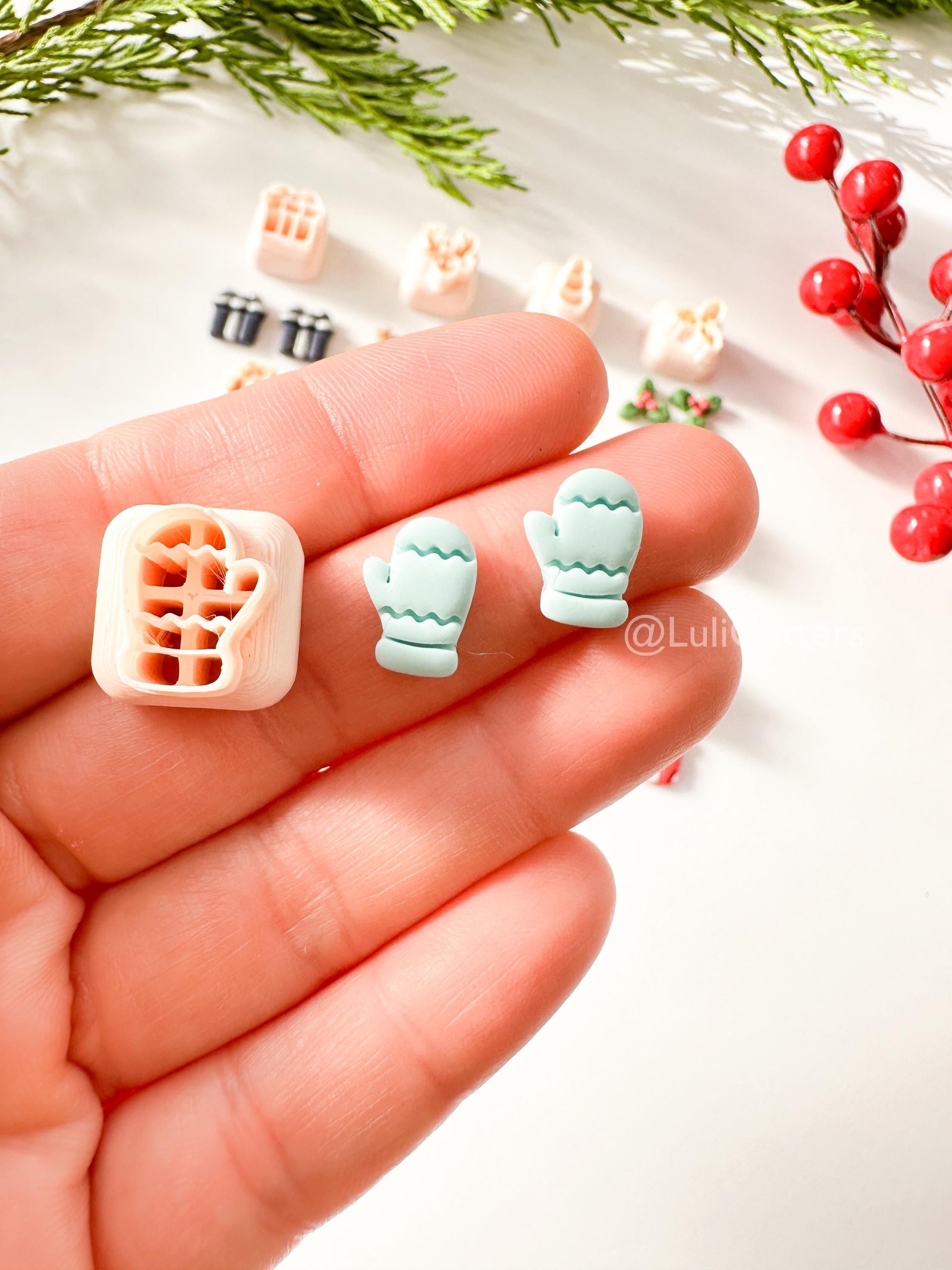 Christmas Mini Clay Cutter Set: Holiday Shapes, 12mm