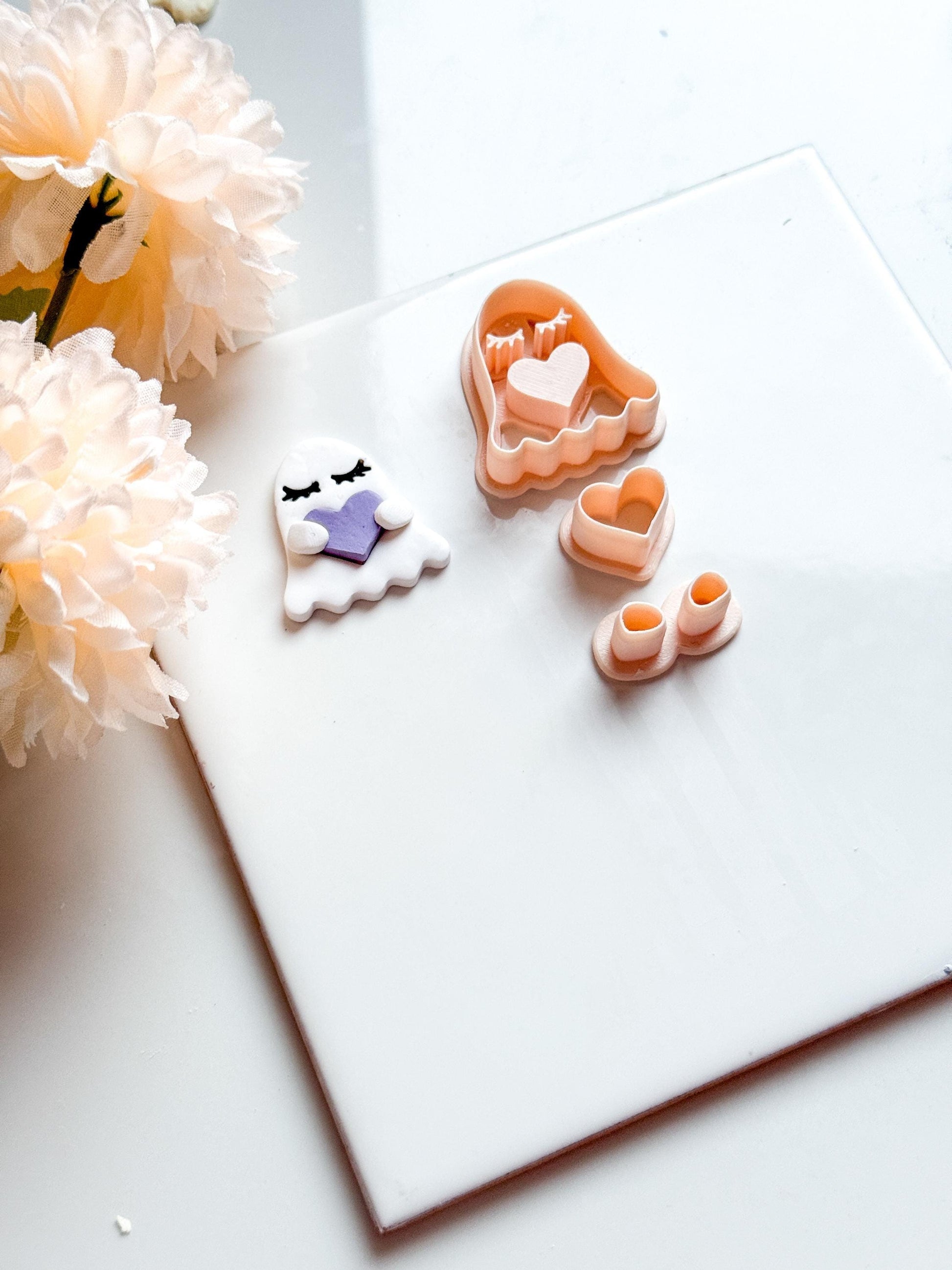 Ghost with Heart Cutter Set, Kawaii Halloween Clay Mold