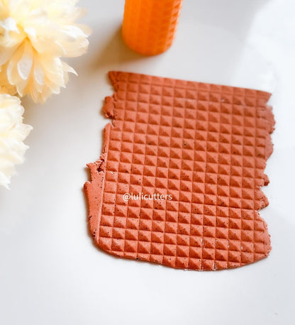 Pyramid Texture Roller: Diamond Grid Geometric Clay Tool