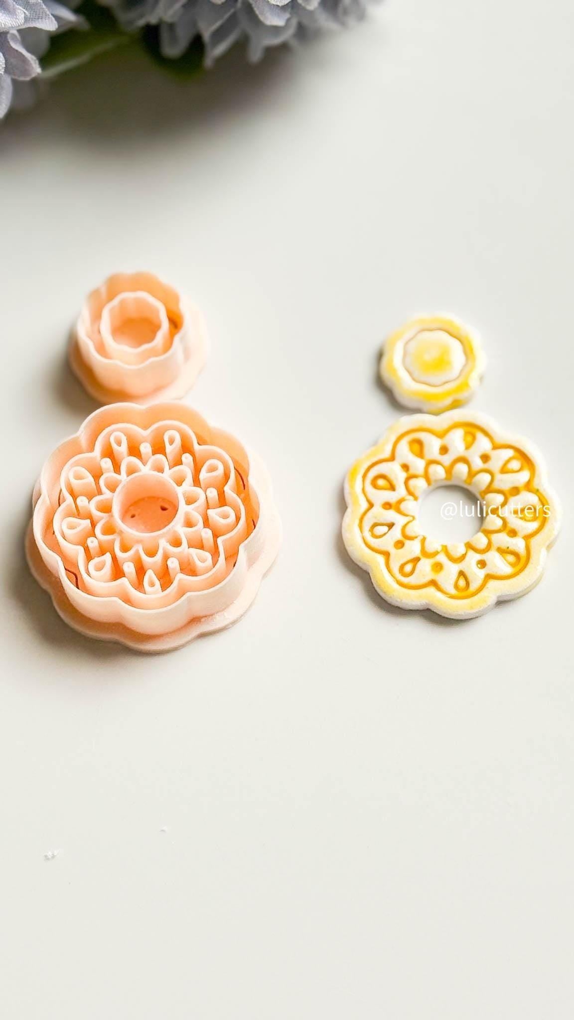 Faux Ceramic Flower Clay Cutter Set Lacey Debossed Design with Open Center