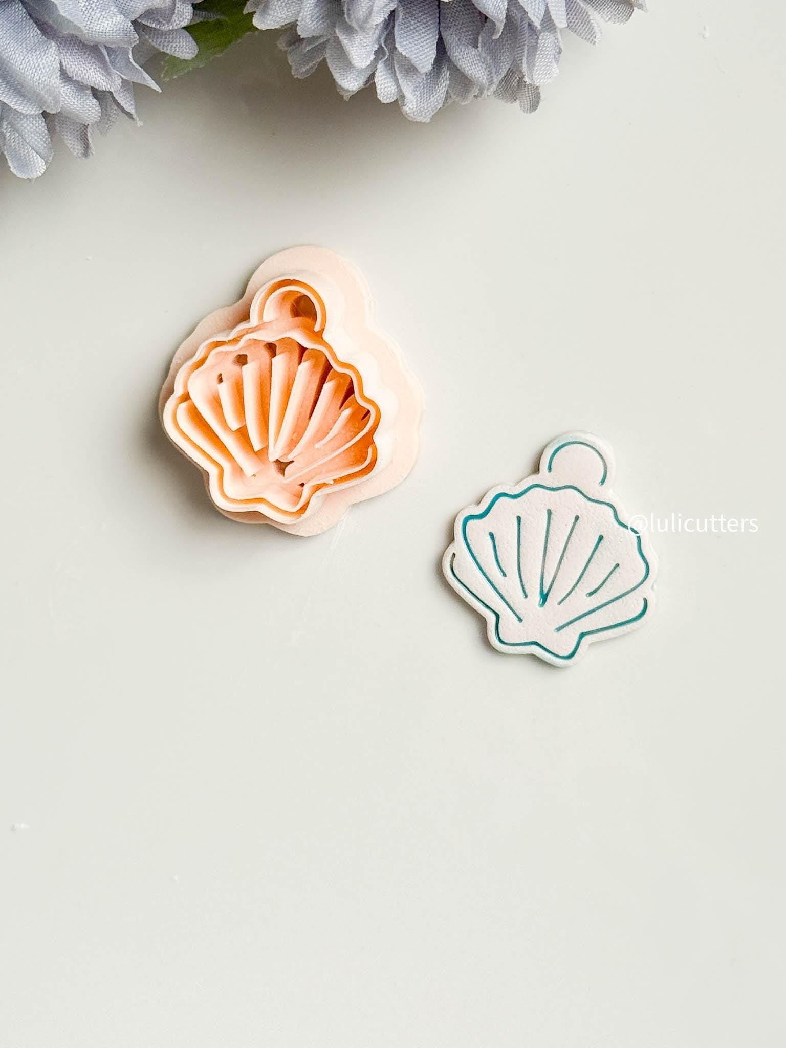 Scallop Shell Clay Cutter with Debossed Lines -with pearl detail 35 mm
