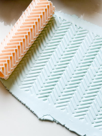 Herringbone Texture Roller: Geometric Embossing Tool for Polymer Clay