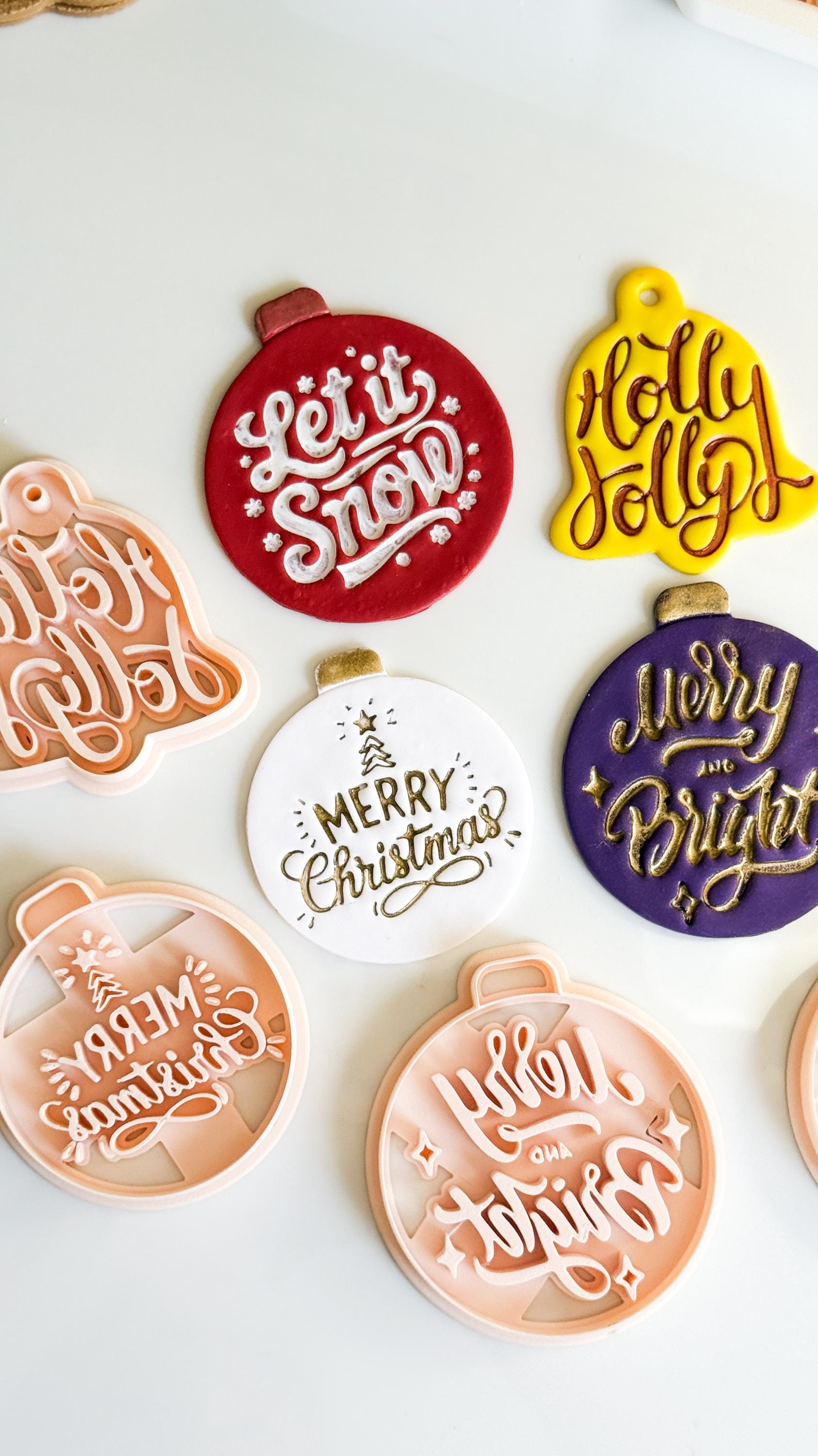 Christmas Ornament & Bell Polymer Clay Cutter Set – Engraved Holiday Phrases