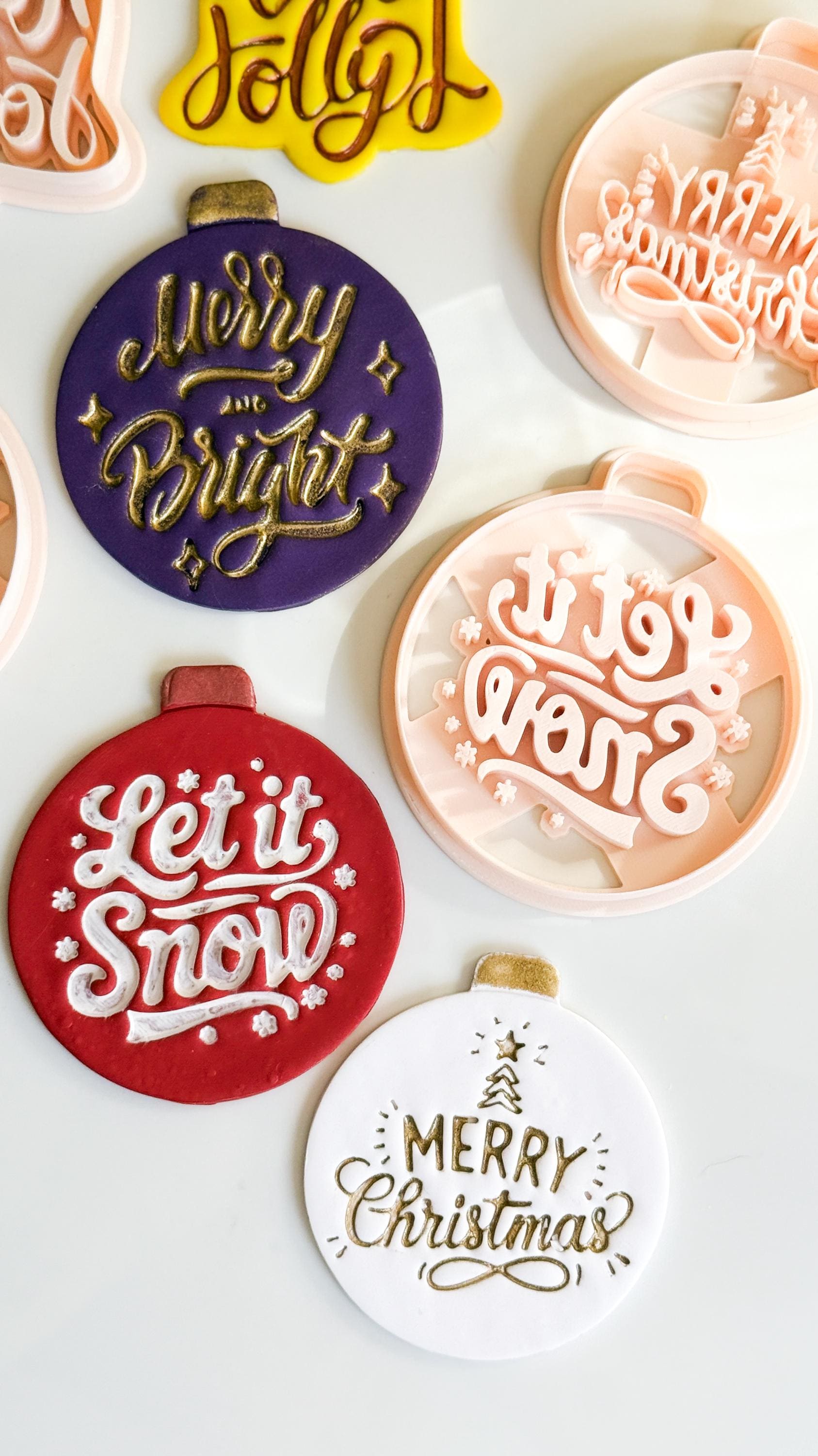 Christmas Ornament & Bell Polymer Clay Cutter Set – Engraved Holiday Phrases