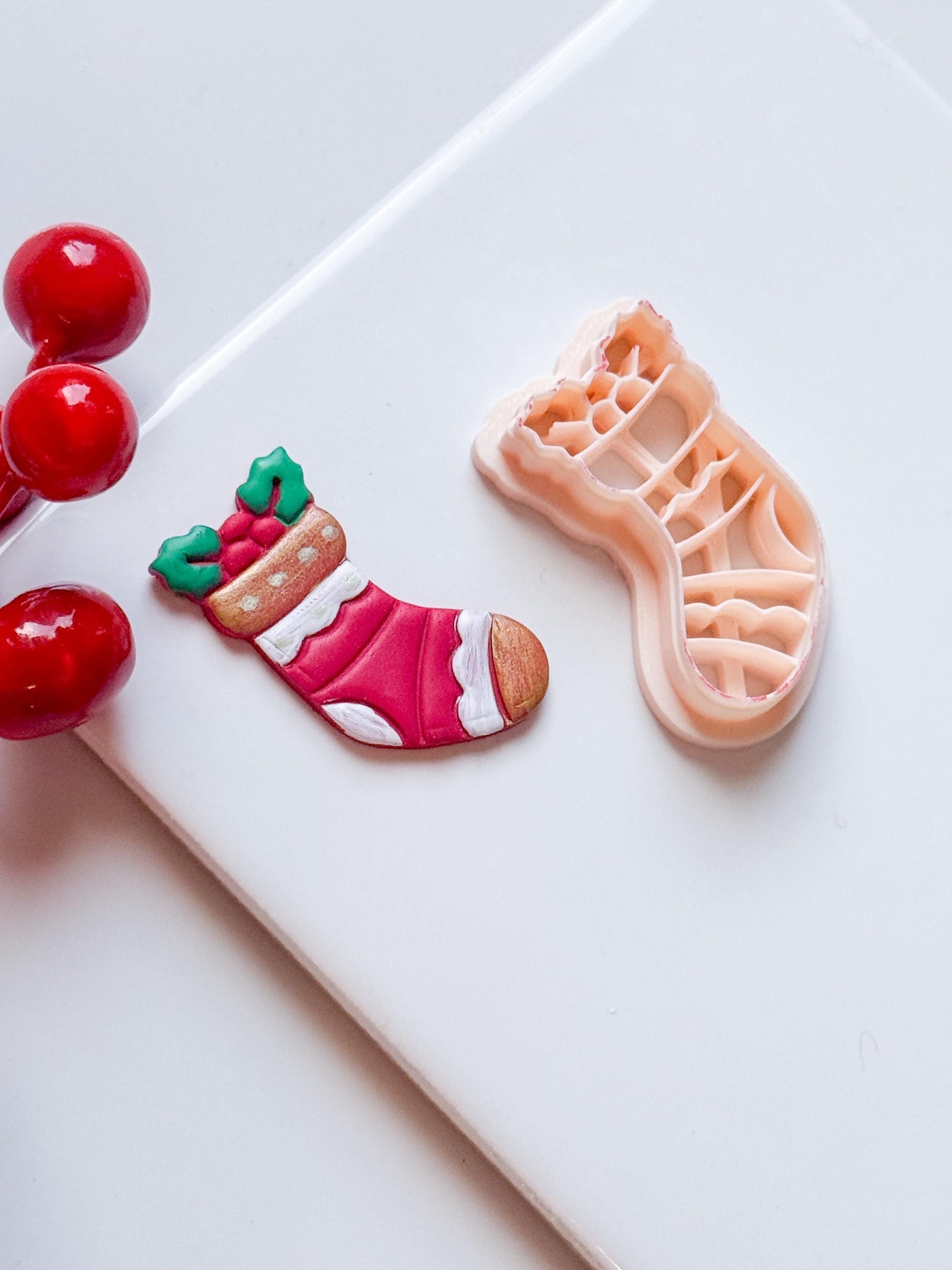 Christmas Stocking Clay Cutter: Holiday Earring DIY (25-45 mm)