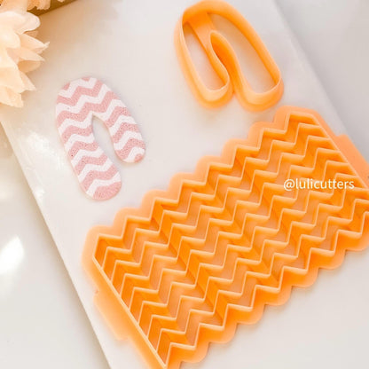 Zig Zag Clay Cutter: Wavy Edge for Polymer Clay Jewelry