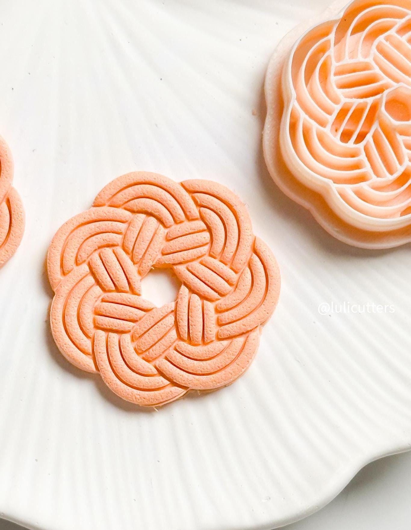 Round Celtic Knot Polymer Clay Cutter Floral-Style Braided Imprint Earring Tool