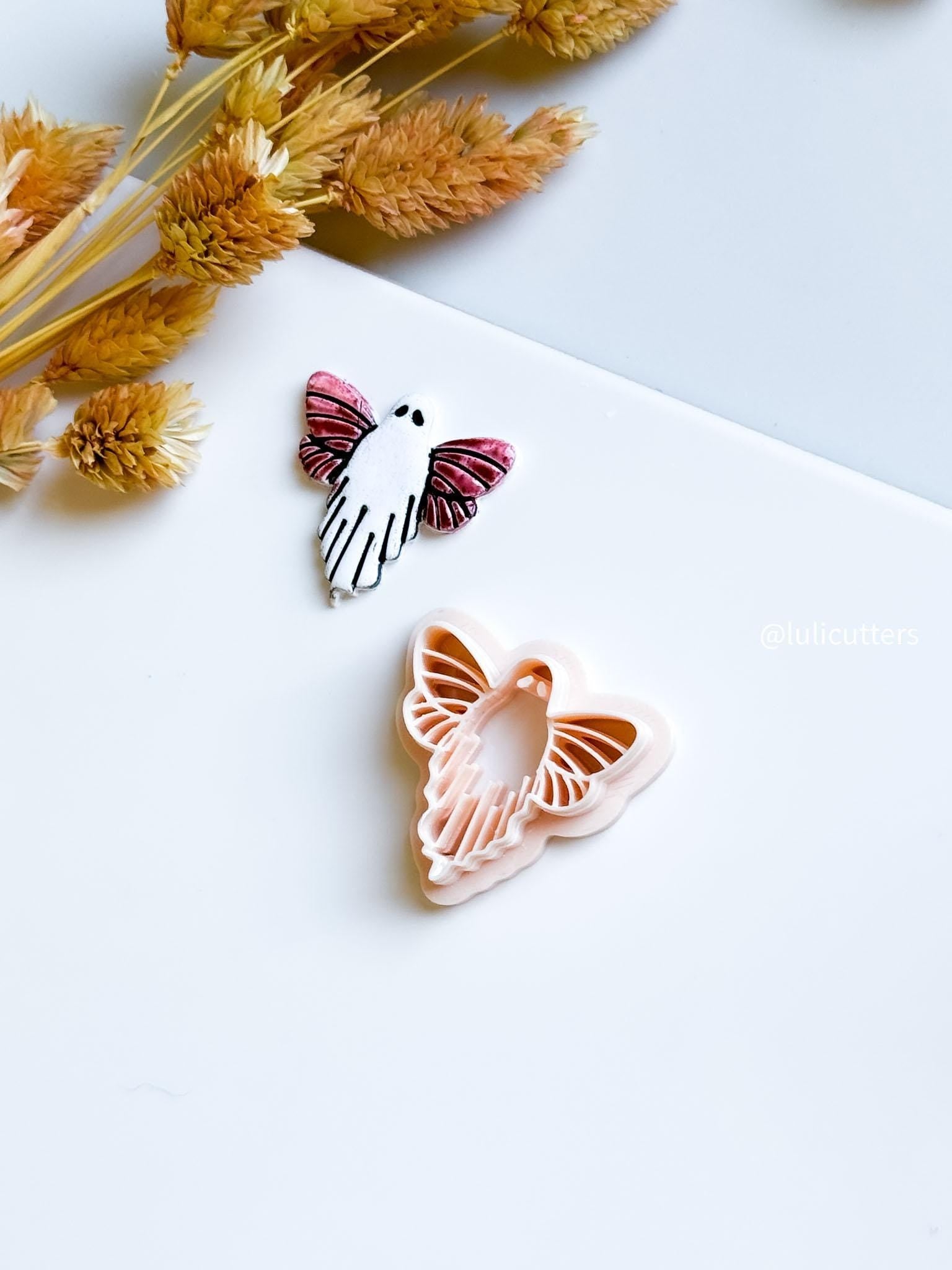 Winged Ghost Clay Cutter: Gothic Halloween Earring Mold - Polymer Clay Tool