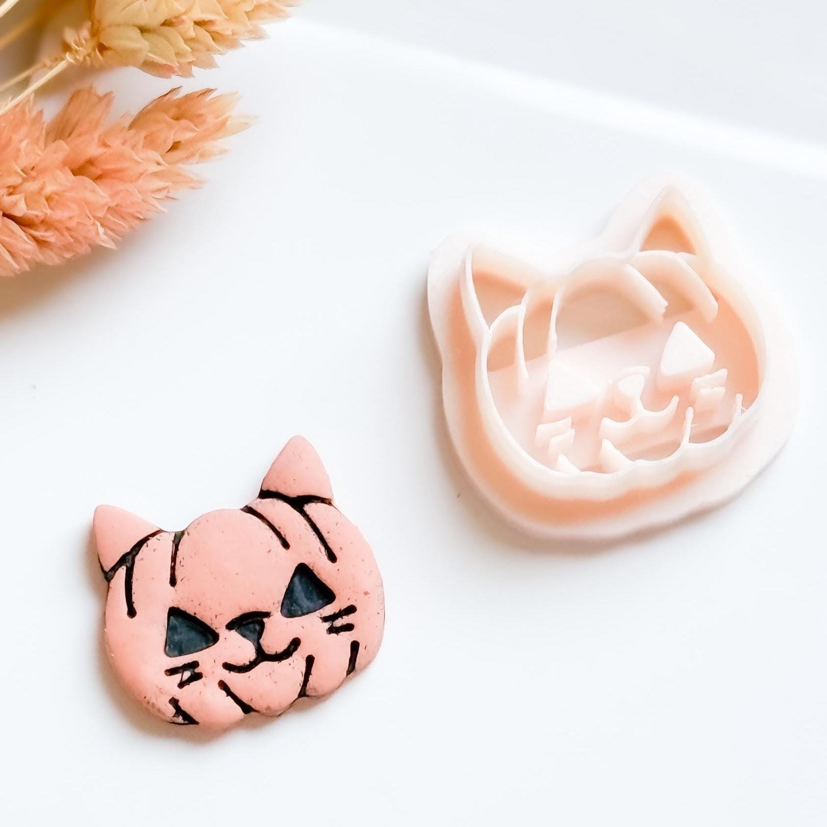 Pumpkin Cat Face Cutter: Halloween Jewelry Mold for Polymer Clay