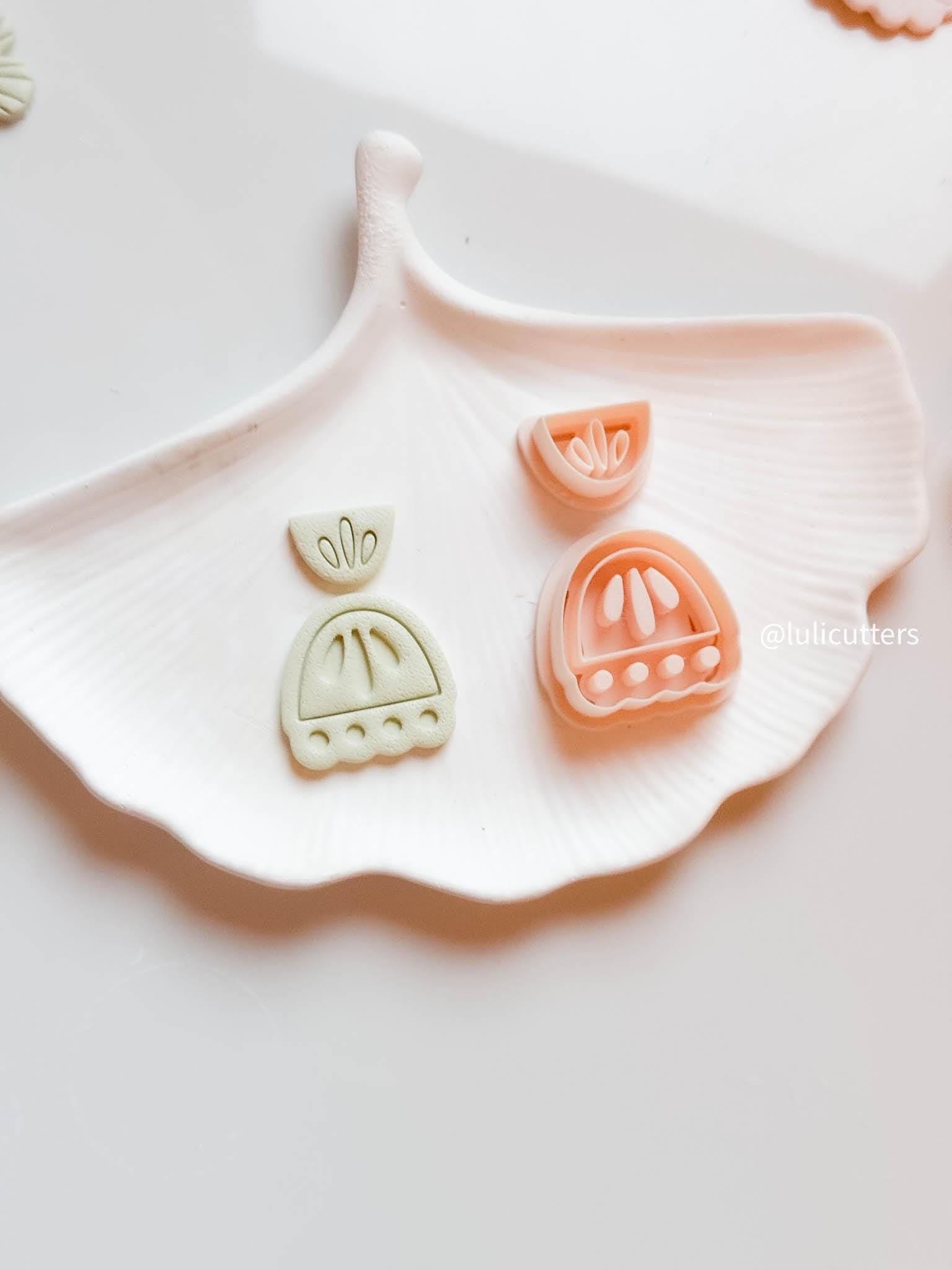 Folk Floral Clay Cutter Set Scalloped Boho Tulip Design