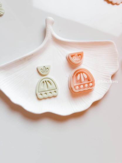 Folk Floral Clay Cutter Set Scalloped Boho Tulip Design