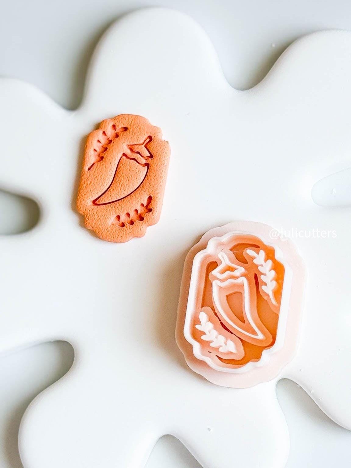 Chili Pepper Imprint Cutter: Scalloped Polymer Clay Earring Tool