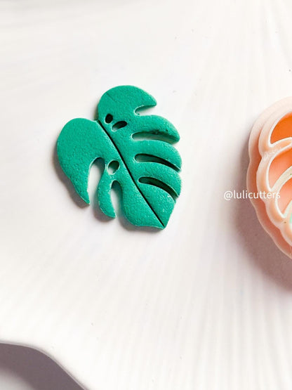 Monstera Leaf Clay Cutter Set: Tropical Polymer Jewelry (20mm, 25mm, 30mm)