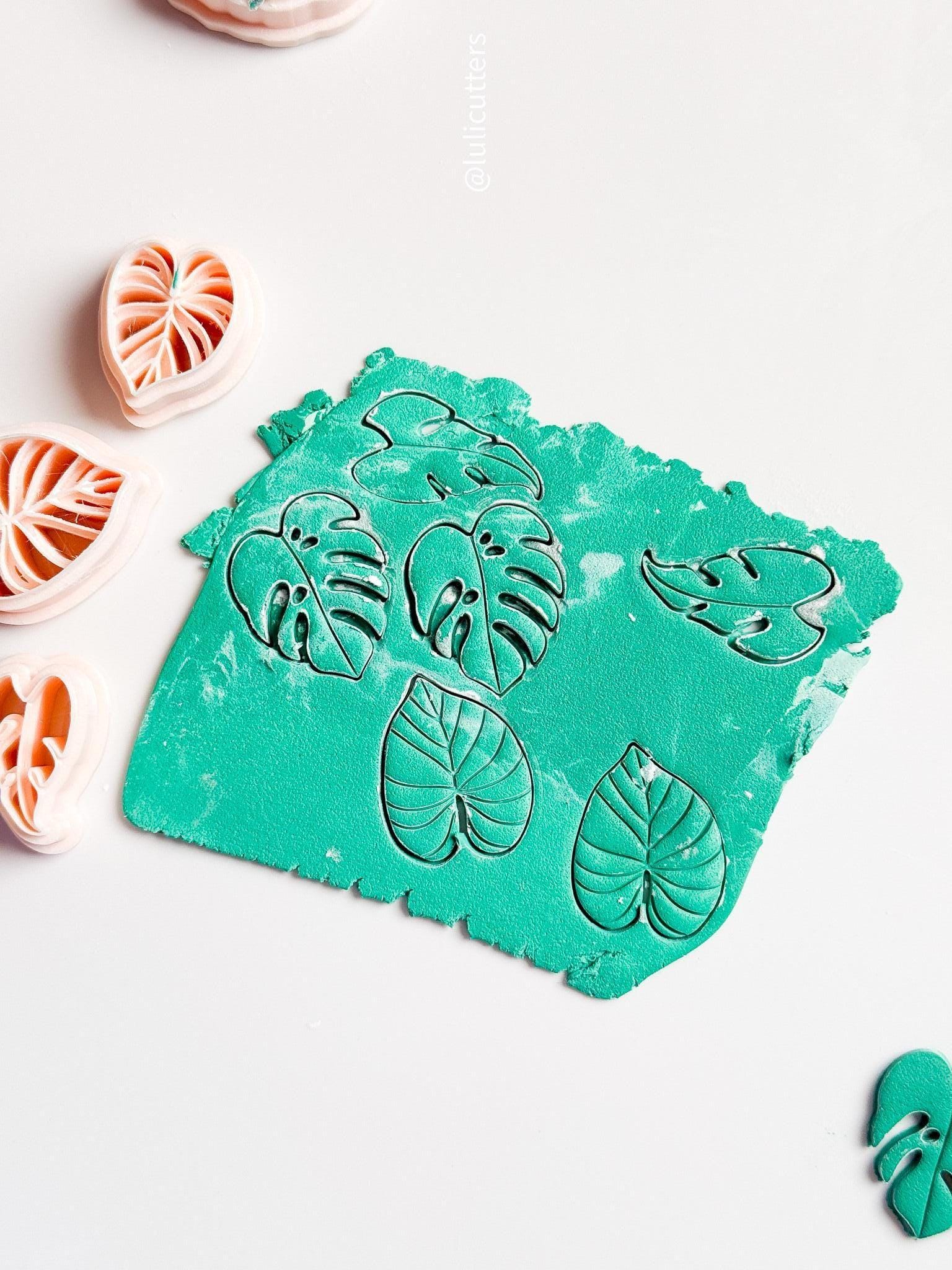 Monstera Leaf Clay Cutter Set: Tropical Polymer Jewelry (20mm, 25mm, 30mm)