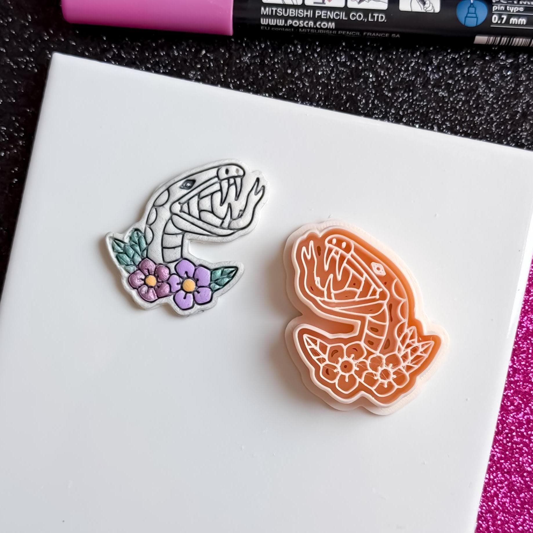 Venom Bloom Snake Cutter 38 mm & 45 mm Floral Fang Polymer Clay Earring Tool