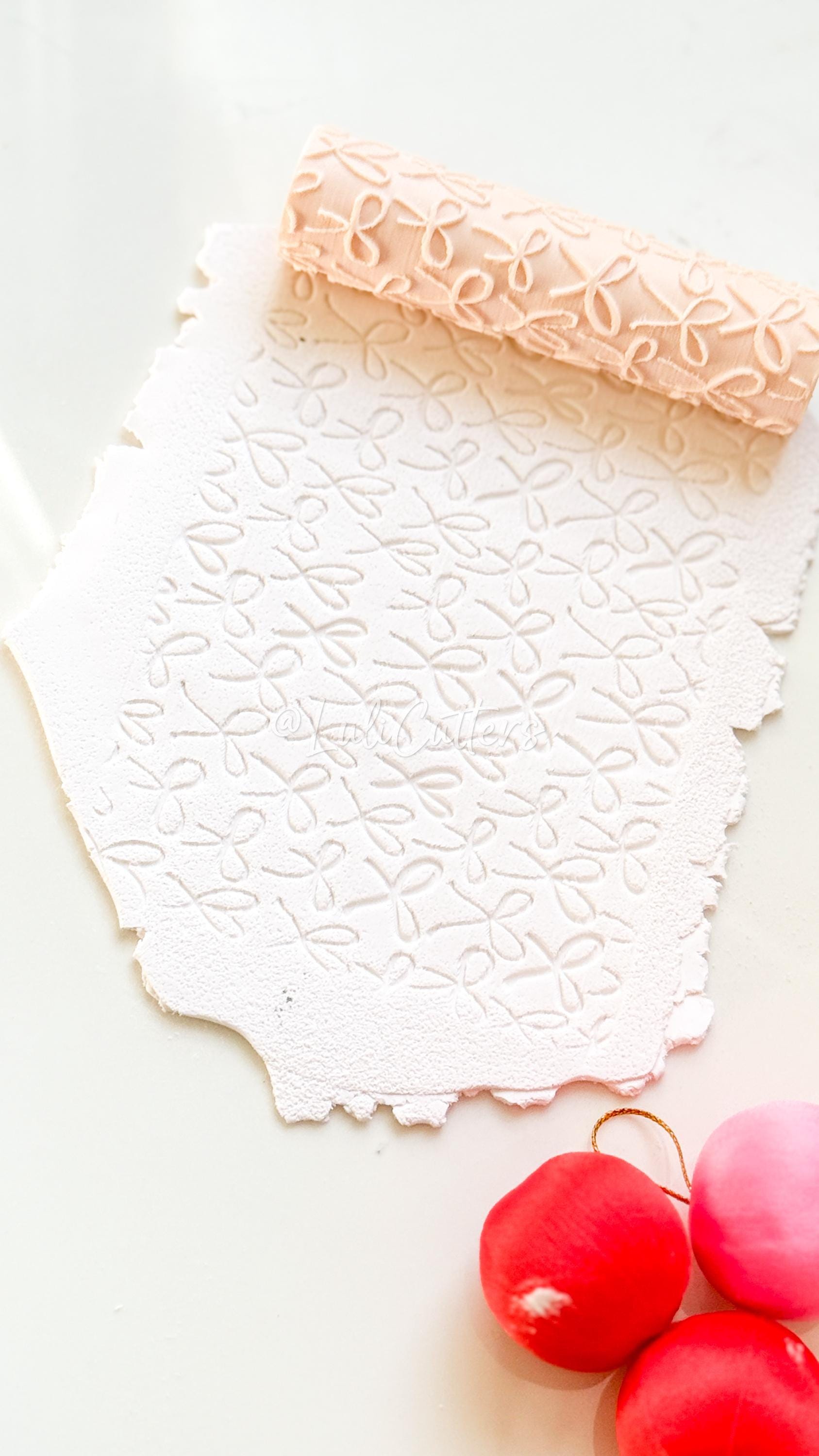 Bow Pattern Texture Roller Tool for Polymer Clay Earrings and Crafts