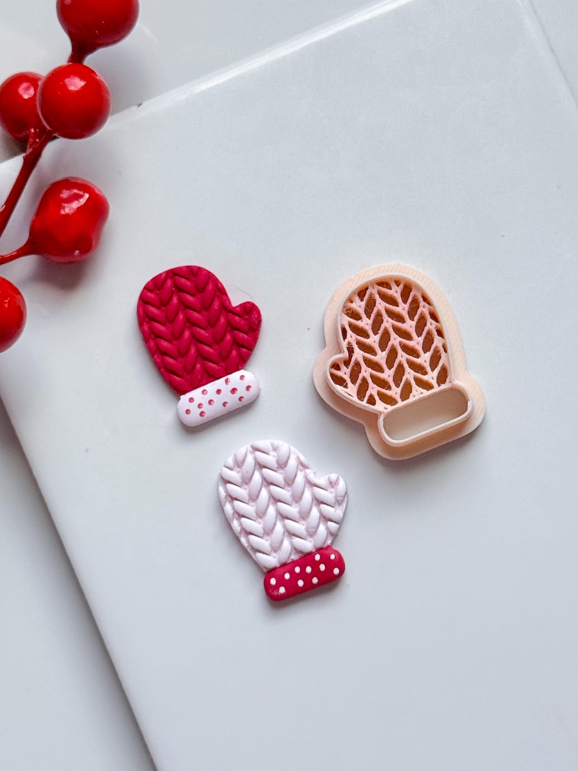 Knit Mitten Clay Cutter: Winter Earring Cutter for Polymer Clay