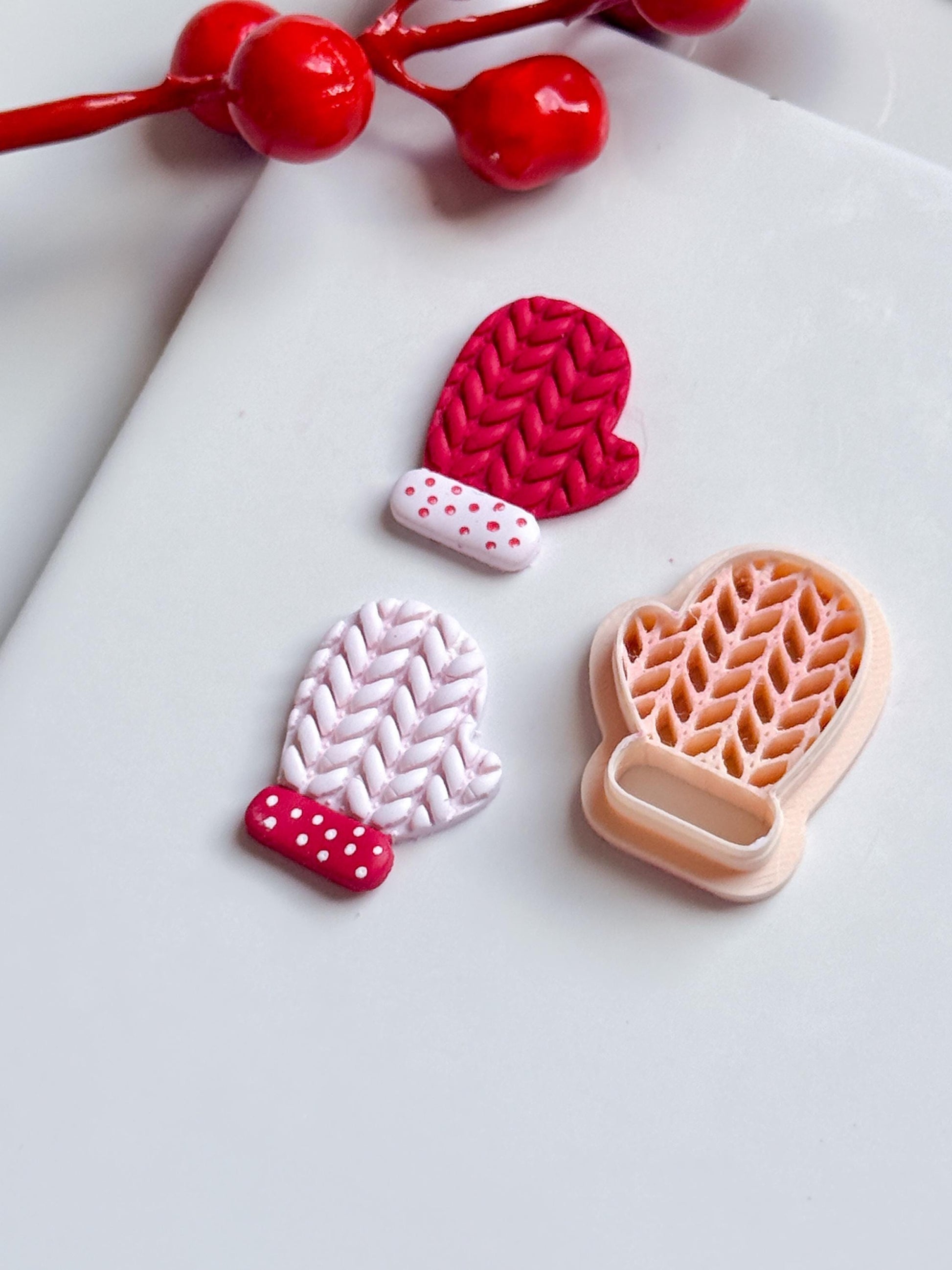 Knit Mitten Clay Cutter: Winter Earring Cutter for Polymer Clay