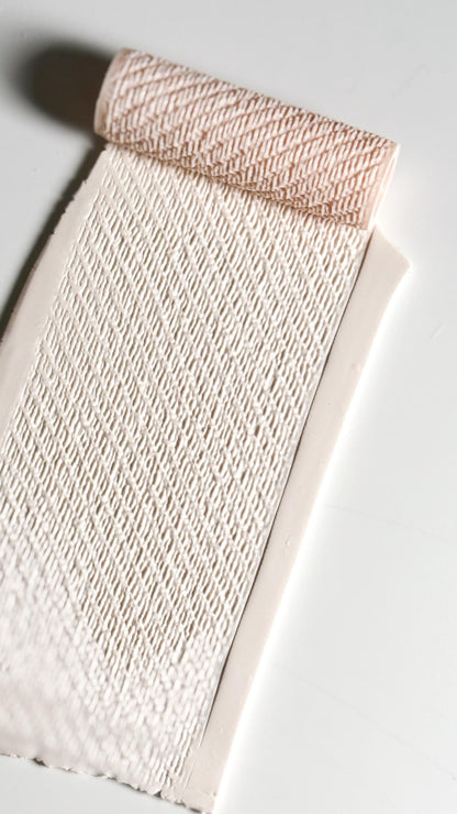 Diagonal Rib Stitch Texture Roller for Polymer Clay – Knit Pattern Emboss Rolling Pin