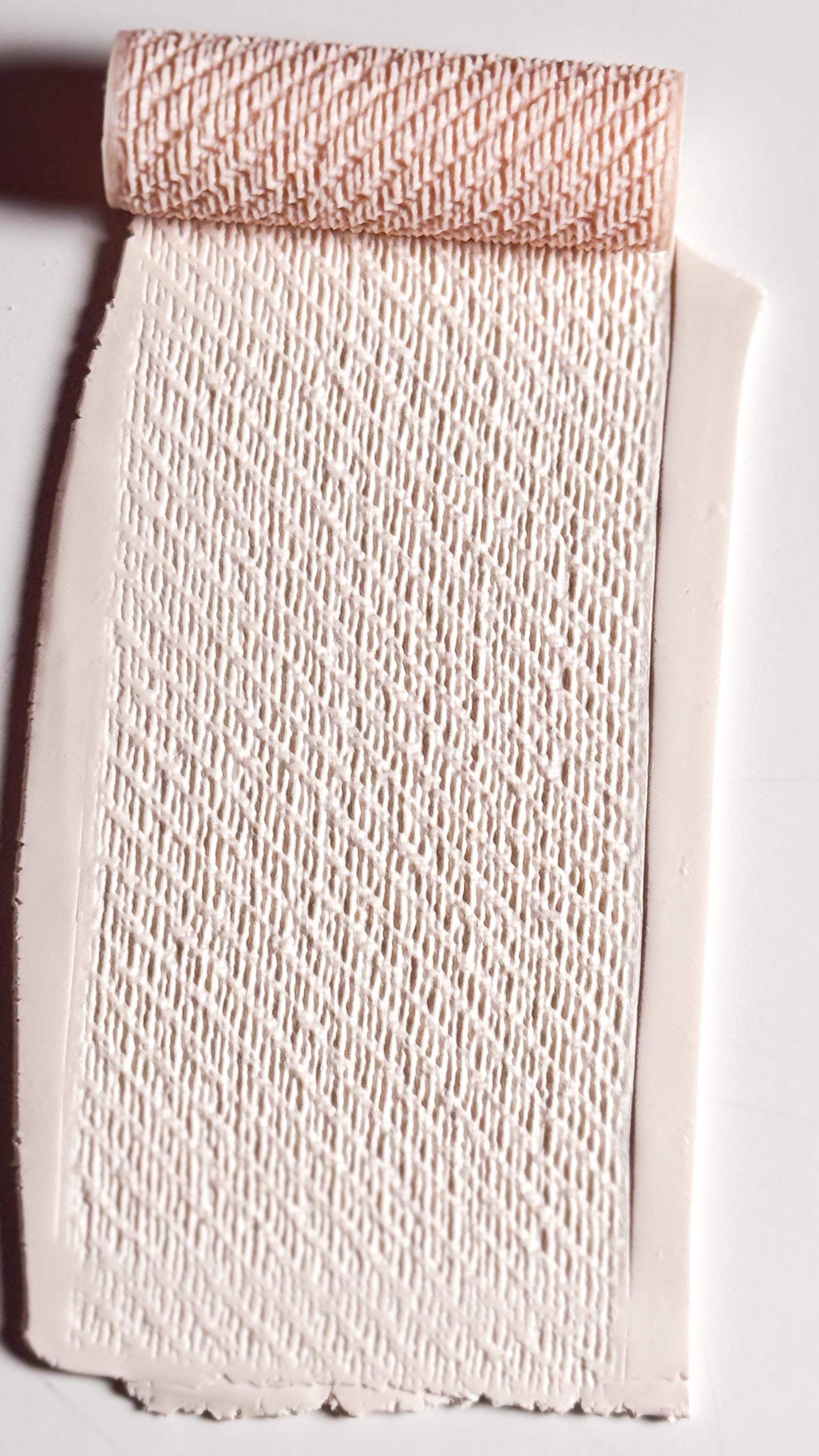 Diagonal Rib Stitch Texture Roller for Polymer Clay – Knit Pattern Emboss Rolling Pin