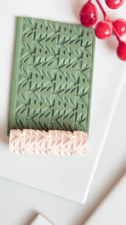 Christmas Tree Embossing Roller – Holiday Pattern Roller for Polymer Clay