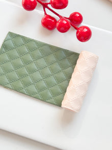 Quilted Diamond Emboss Roller for Polymer Clay – Stitch Texture Rolling Pin