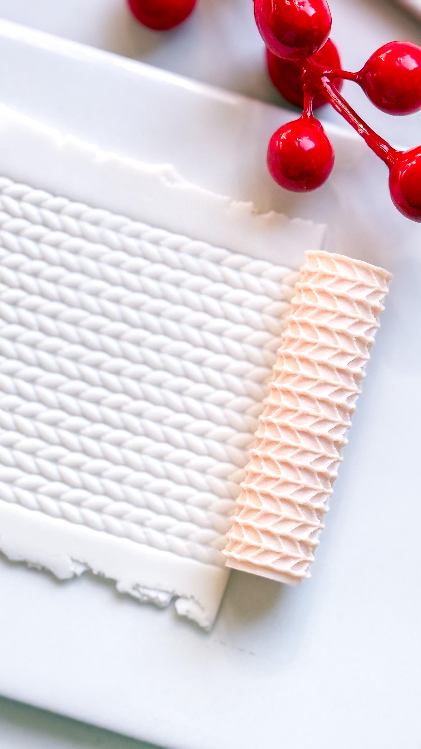 Knit Texture Embossing Roller – Sweater Pattern Polymer Clay Embossing Tool
