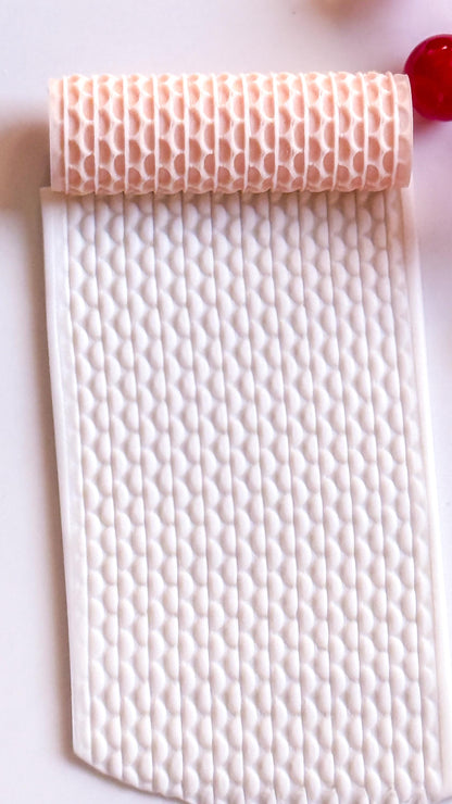 Scallop Embossing Roller – Wave Pattern Texture Roller for Polymer Clay