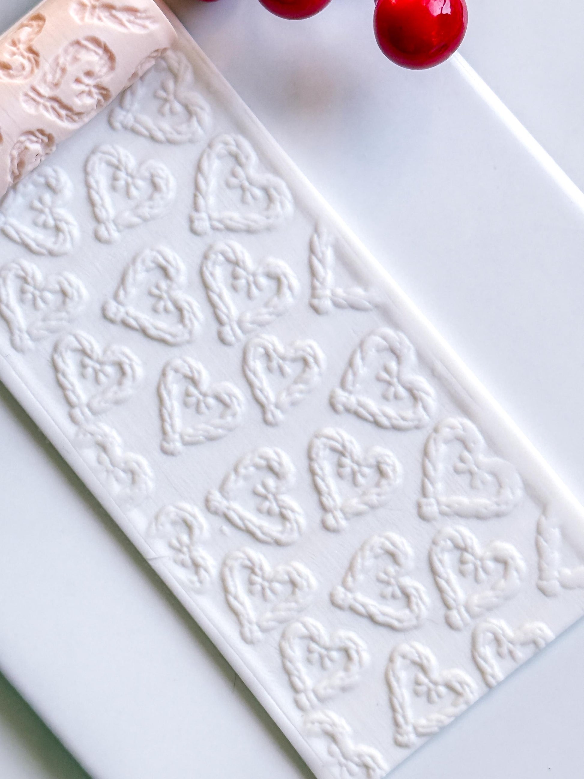 Braided Heart Emboss Roller for Polymer Clay – Scandinavian Christmas Texture Rolling Pin