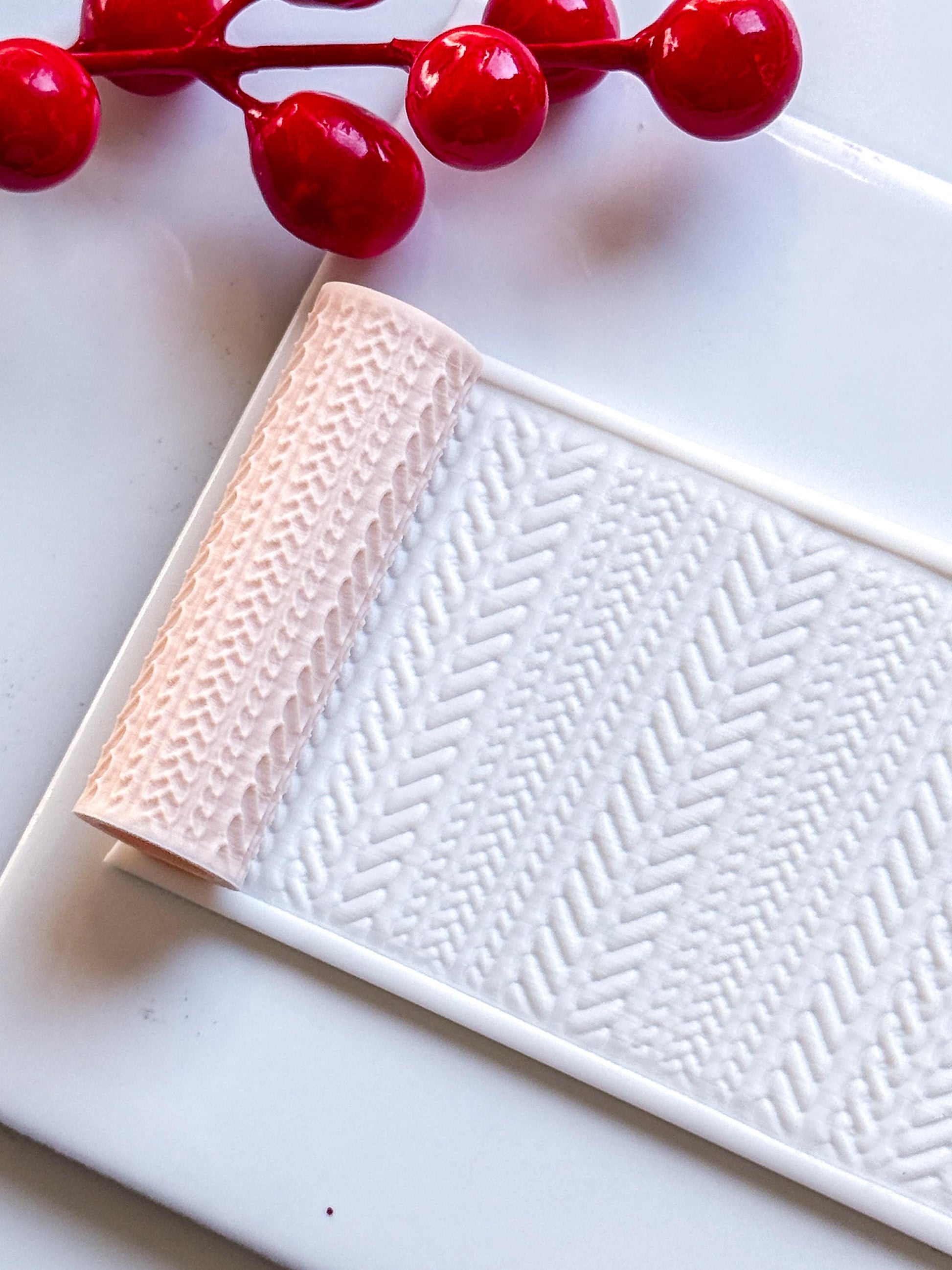 Braided Knit Embossing Roller – Herringbone Texture Roller for Polymer Clay