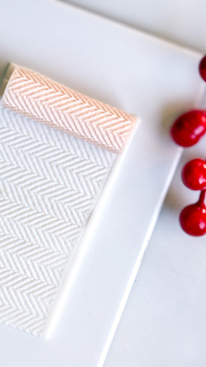 Herringbone Knit Embossing Roller – Diagonal Texture Roller for Polymer Clay