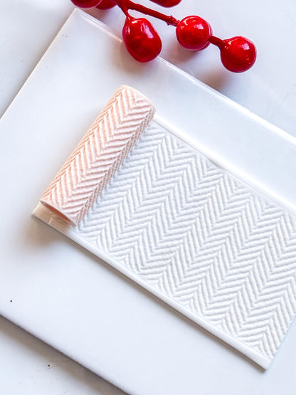 Herringbone Knit Embossing Roller – Diagonal Texture Roller for Polymer Clay