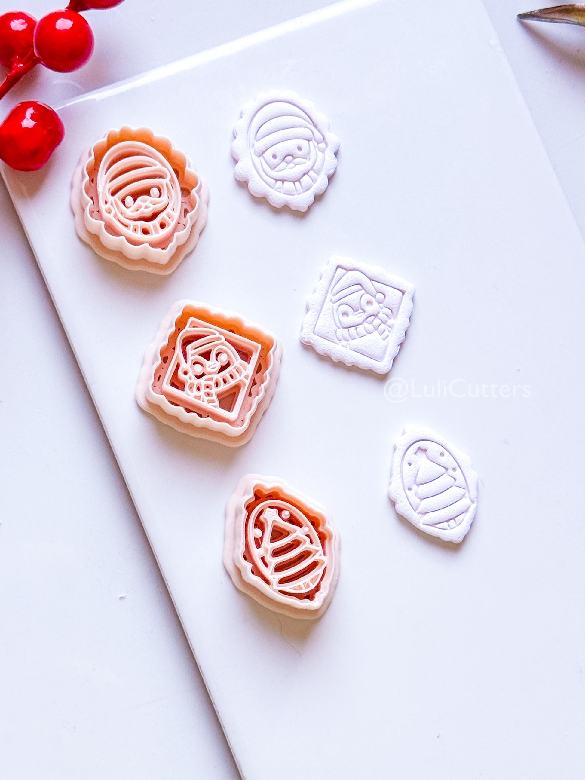 Framed Christmas Clay Cutter Set – Santa, Tree & Penguin Polymer Clay Earring Shapes