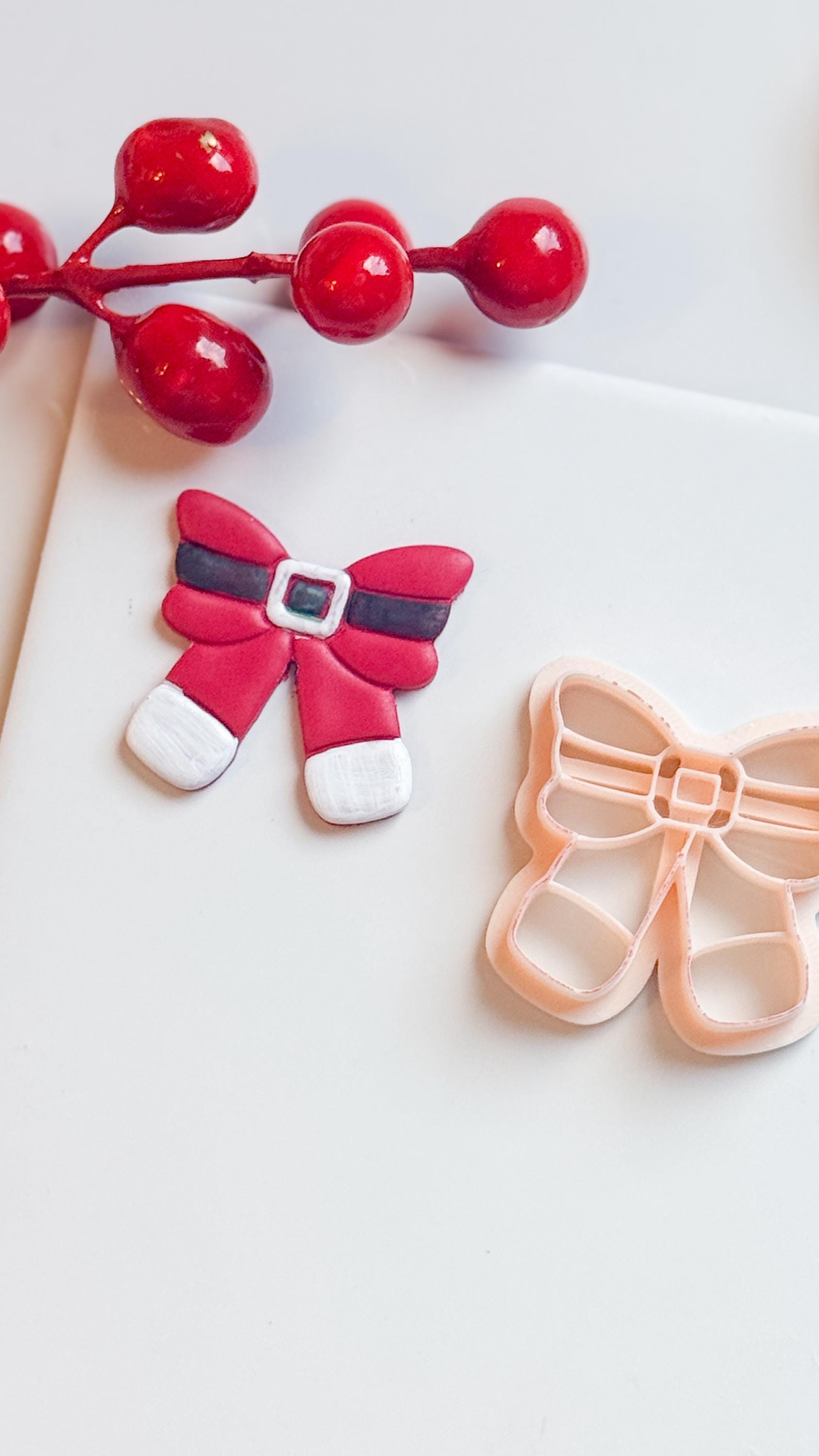 Santa Belt Bow Clay Cutter – Christmas Polymer Clay Tool for Festive Earrings & Charms