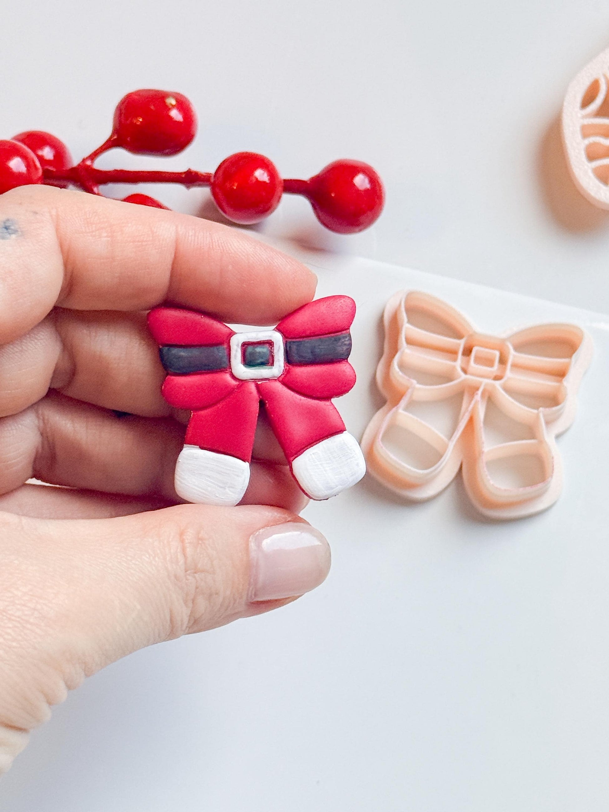 Santa Belt Bow Clay Cutter – Christmas Polymer Clay Tool for Festive Earrings & Charms