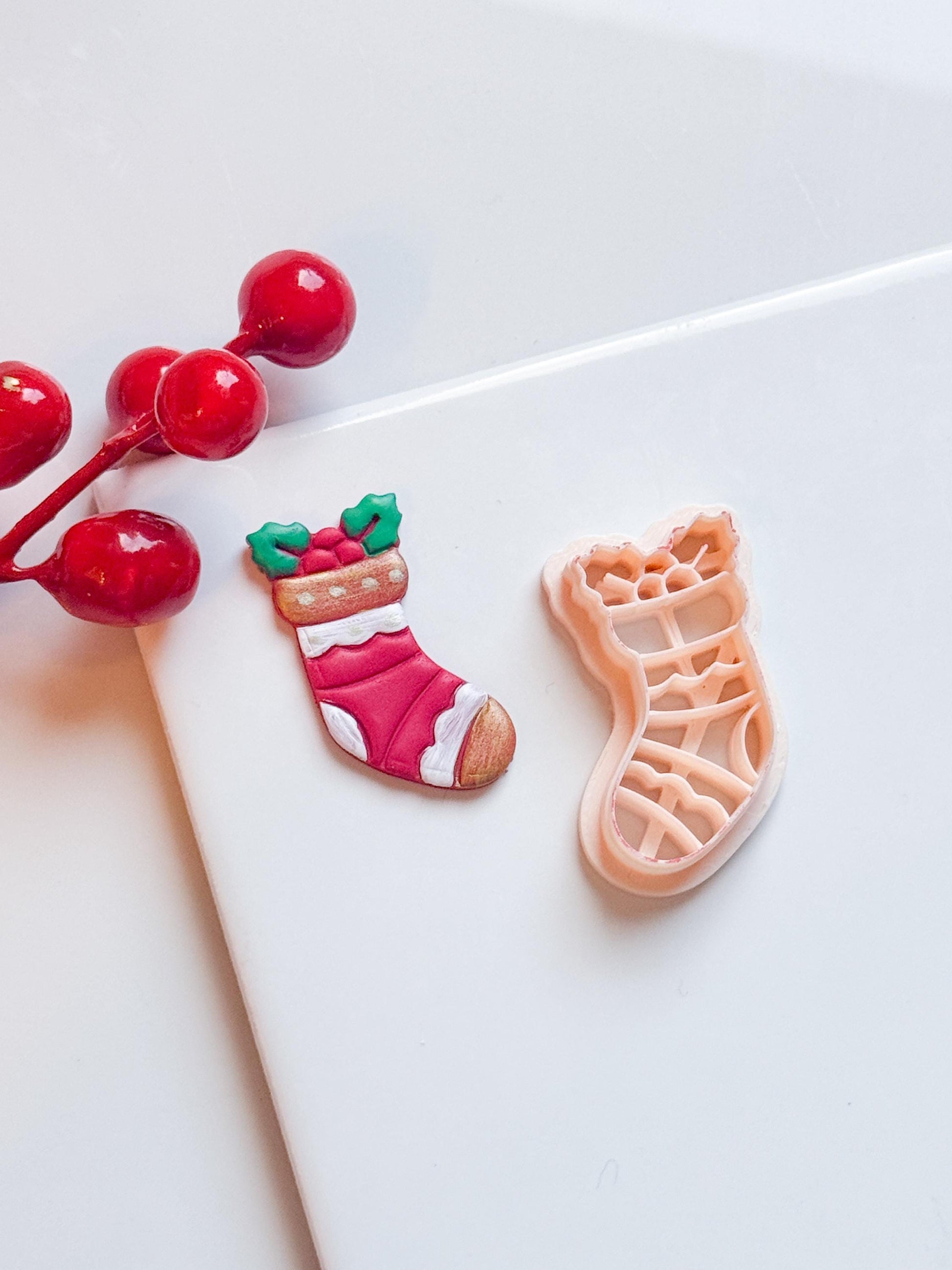 Christmas Stocking Clay Cutter: Holiday Earring DIY (25-45 mm)