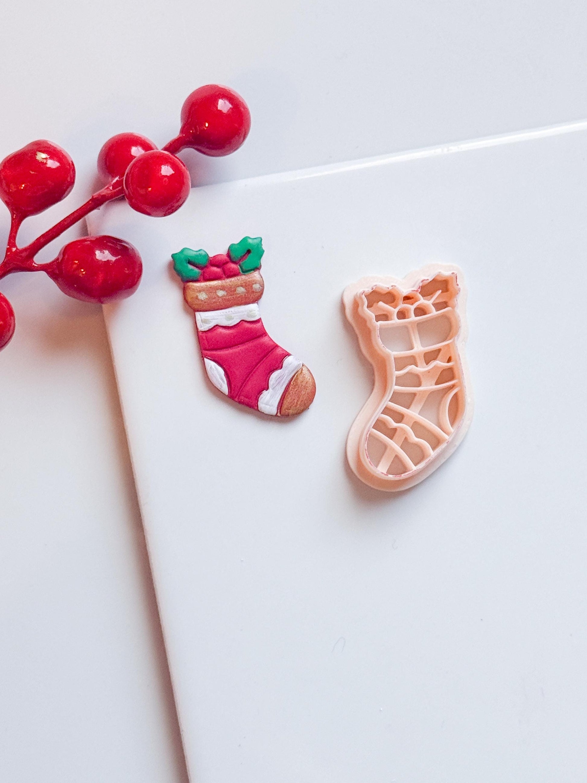 Christmas Stocking Clay Cutter: Holiday Earring DIY (25-45 mm)